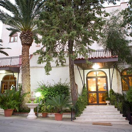 Hotel Miravalle Misilmeri Eksteriør billede